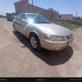 Toyota Camry 1999