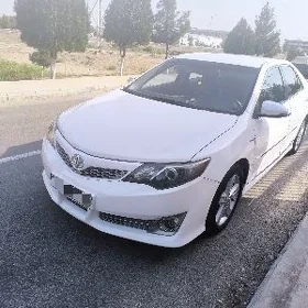 Toyota Camry 2013