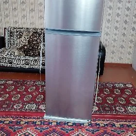 Холодильник Midea