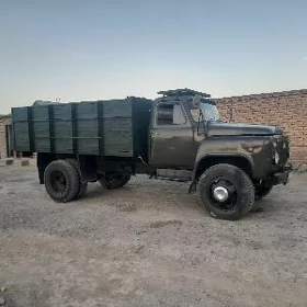 Gaz 52 1984
