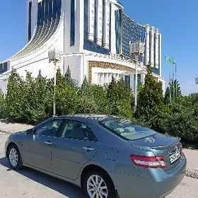 Toyota Camry 2010