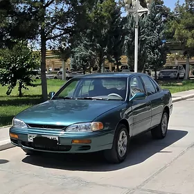 Toyota Camry 1996