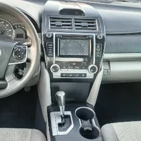 Toyota Camry 2014