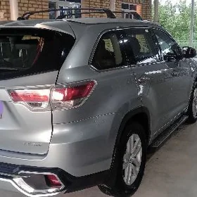 Toyota Highlander 2014