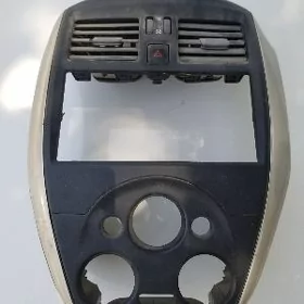 Versa magnitofonyn dasy