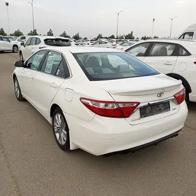 Toyota Camry 2017