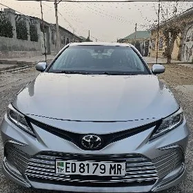 Toyota Camry 2022