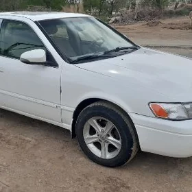 Toyota Camry 1999