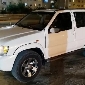 Nissan Pathfinder 2004