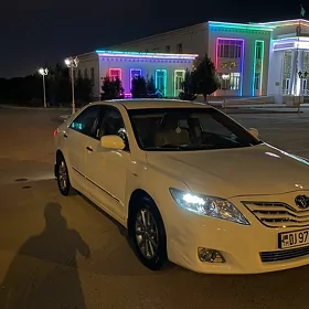 Toyota Camry 2011