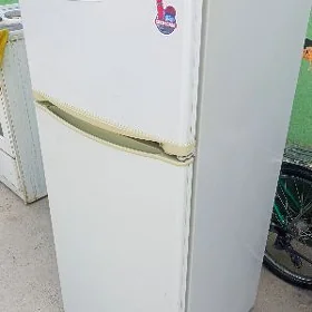 Holodilnik iki kameraly