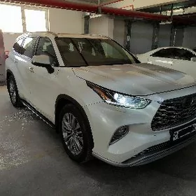 Toyota Highlander 2020