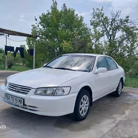 Toyota Camry 2001