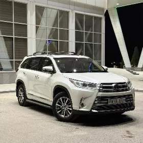 Toyota Highlander 2018