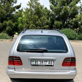Mercedes-Benz E320 1999
