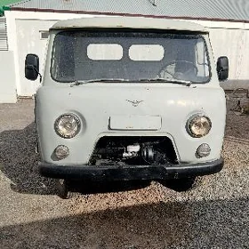 UAZ 2206 2000