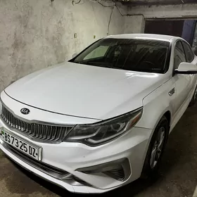 Kia Optima 2020