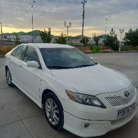 Toyota Camry 2010