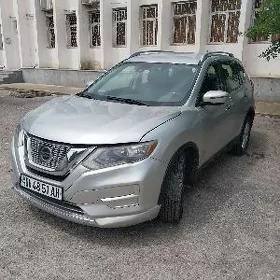 Nissan Pathfinder 2017