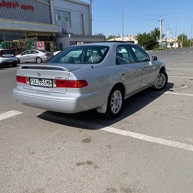 Toyota Camry 1999