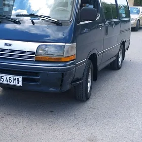 Toyota Hiace 1990