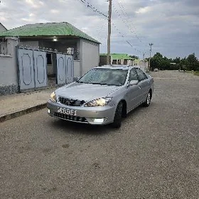 Toyota Camry 2005