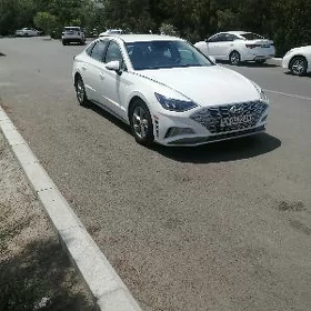Hyundai Sonata 2022
