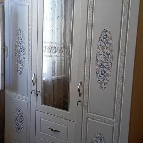 Шифоньер
