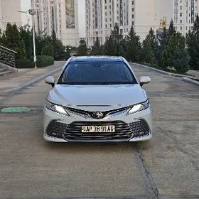 Toyota Camry 2018