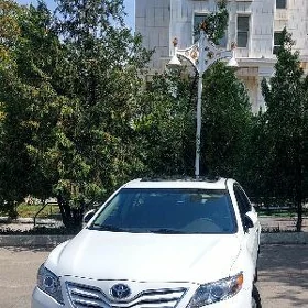 Toyota Camry 2011