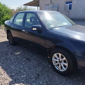 Opel Vectra 1990