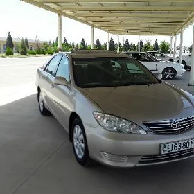 Toyota Camry 2005