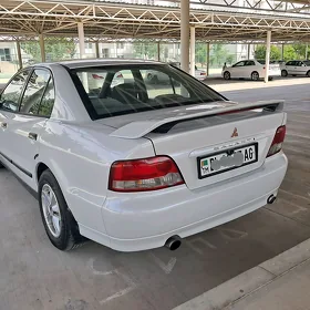 Mitsubishi Galant 2004