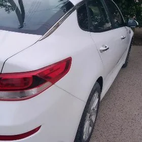 Kia Optima 2019
