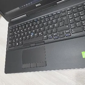Dell 7520 i7-7 16/512 NVIDIA