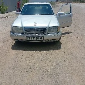 Mercedes-Benz C-Class 1994