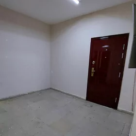 (3532)-MIR7/2 1KOMNAT  7ETAJ LIFTYŇ ARKASY