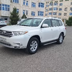 Toyota Highlander 2013