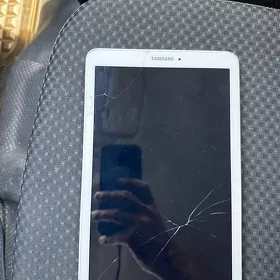 samsung tab E