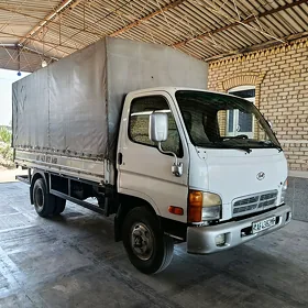 Mitsubishi Canter 2001