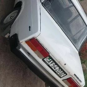 Lada 2107 1998