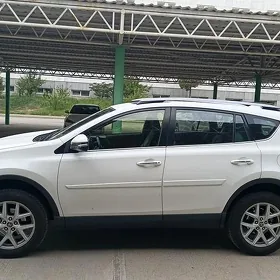 Toyota RAV4 2017
