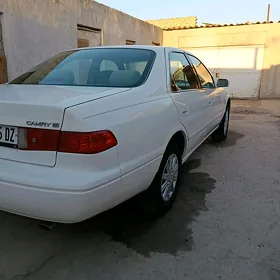 Toyota Camry 2000