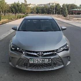 Toyota Camry 2015