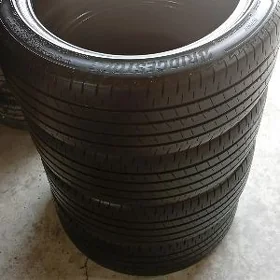 235 45 18 BRIDGESTONE