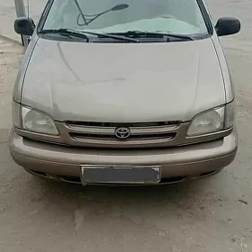 Toyota Sienna 1999