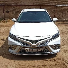 Toyota Camry 2022