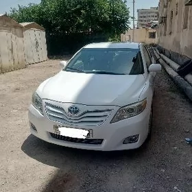Toyota Camry 2011