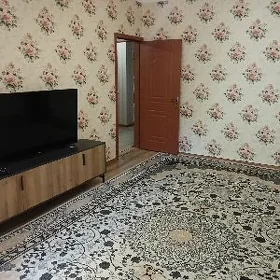 Mir 2 . 1etaj
