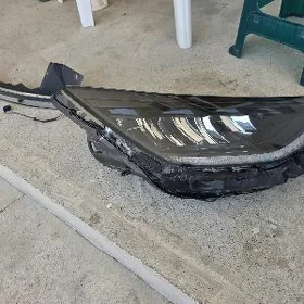 Hyundai Fara sag tarap